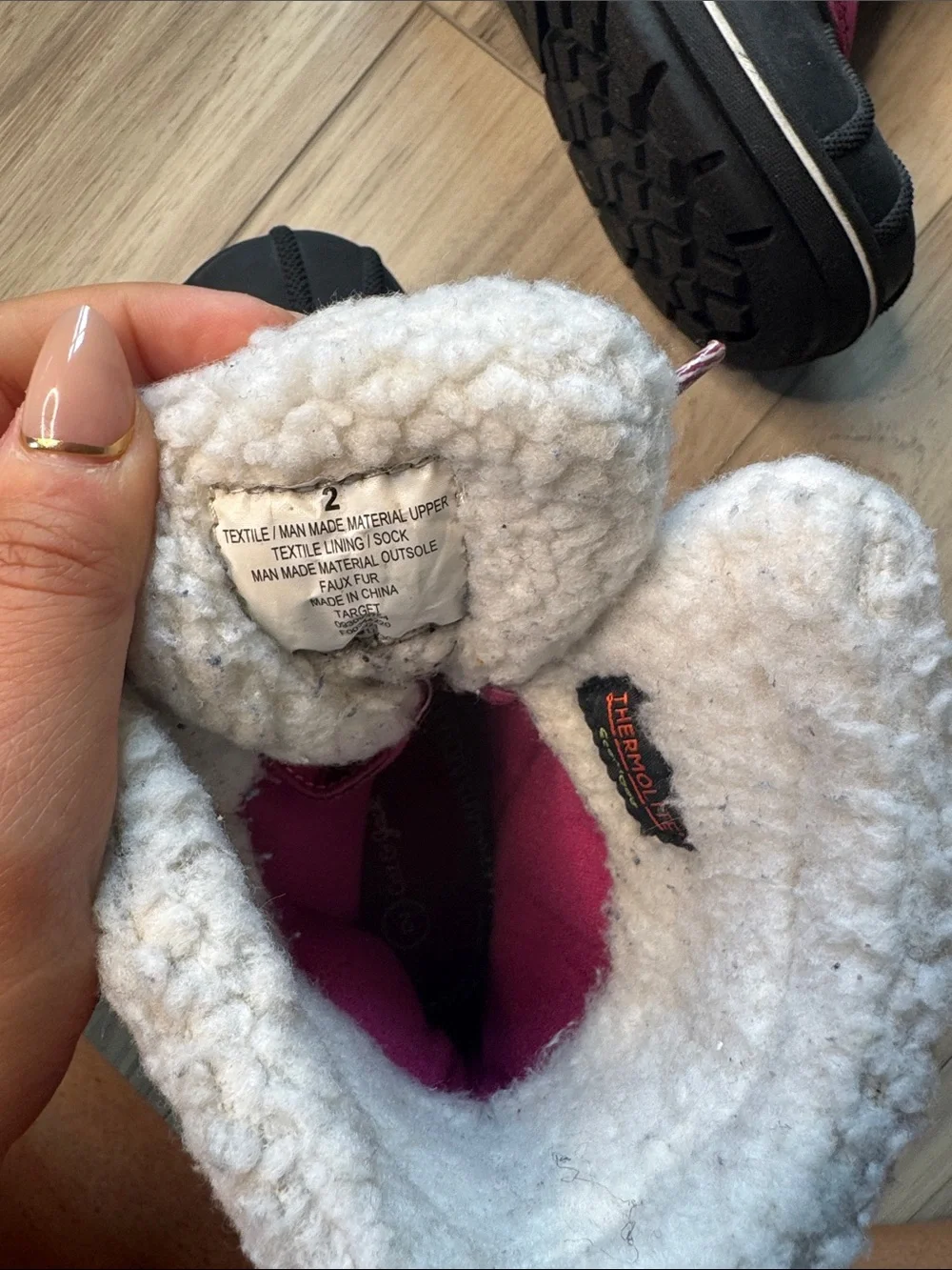 Girl’s winter boots